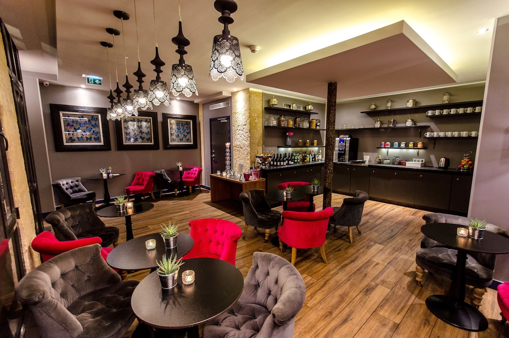 Hotel Mademoiselle — Restaurant & bars in Paris, Ile-de-France