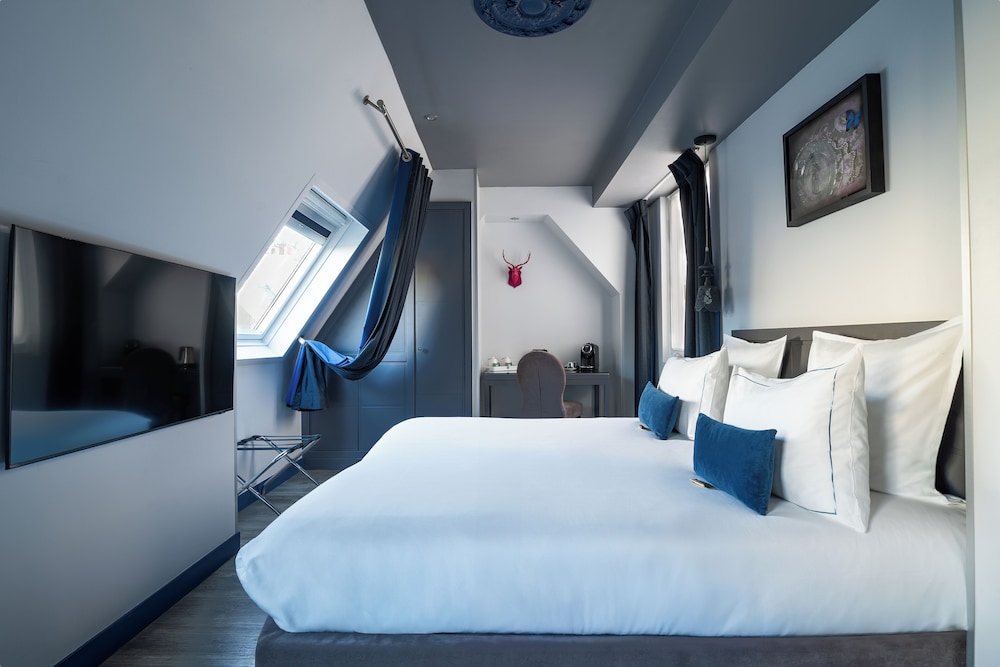Hotel Mademoiselle — Hotel rooms in Paris, Ile-de-France