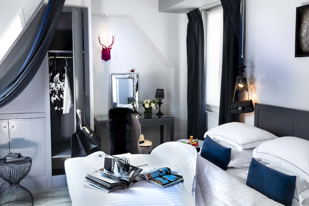 Hotel Mademoiselle — Hotel rooms in Paris, Ile-de-France
