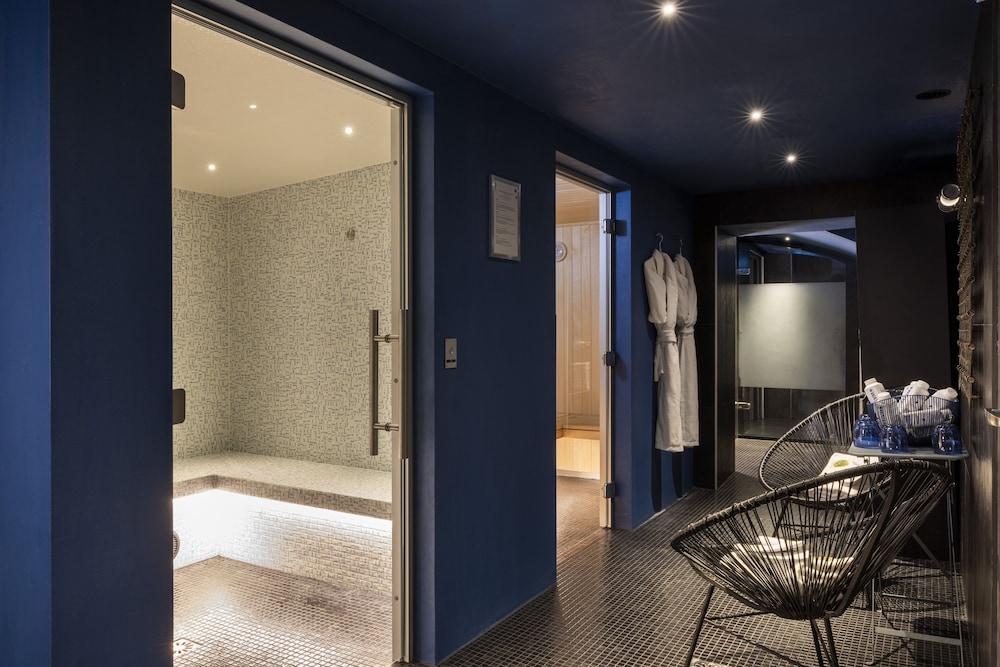 Hotel Mademoiselle — Spa in Paris, Ile-de-France