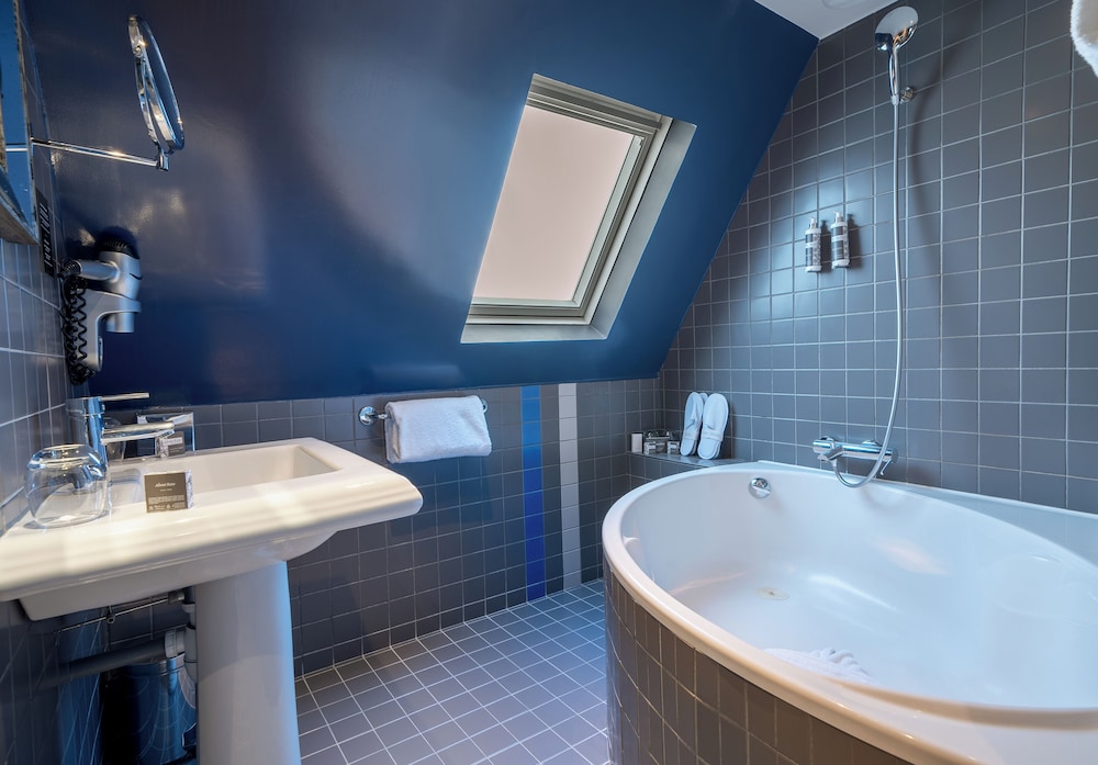 Hotel Mademoiselle — Hotel rooms in Paris, Ile-de-France