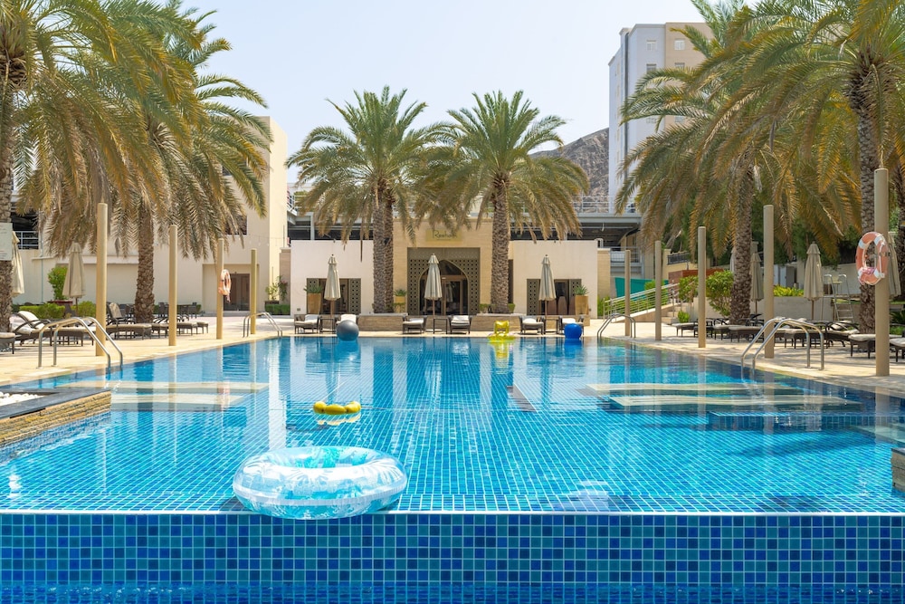 Sheraton Oman Hotel - zdjęcie 2