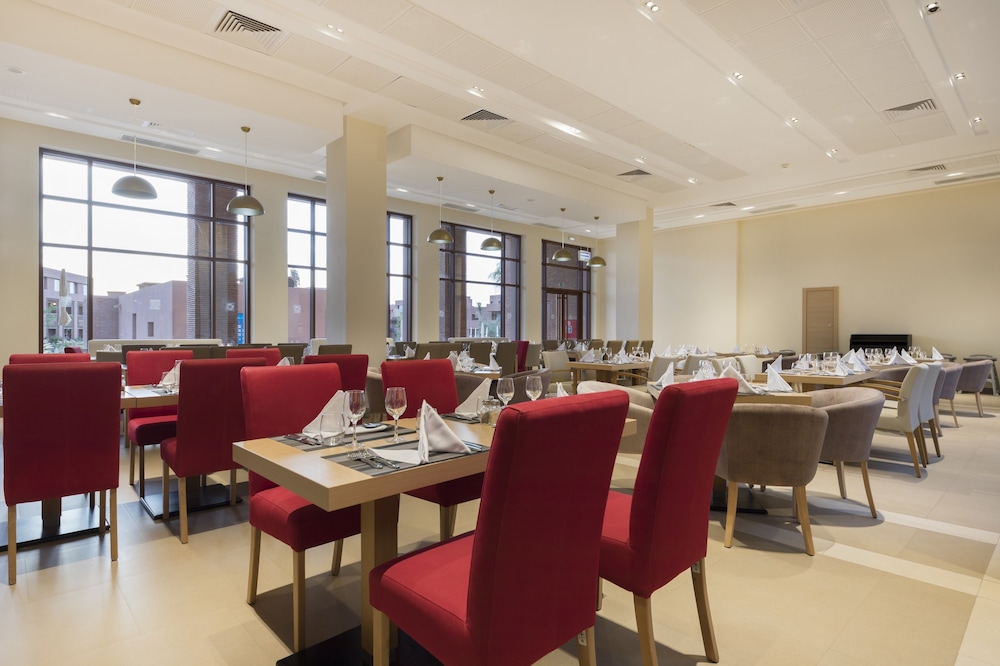 Be Live Experience Marrakech Palmeraie - All Inclusive — Restaurant & bars in Marrakech, Marrakech-Tensift-Al Haouz