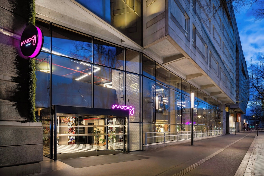 Moxy Paris La Villette - zdjęcie 2