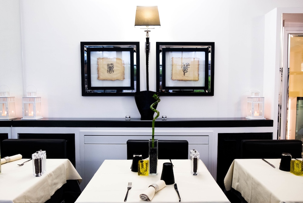 LHP Hotel River & SPA — Restaurant & bars in Florence, Tuscany