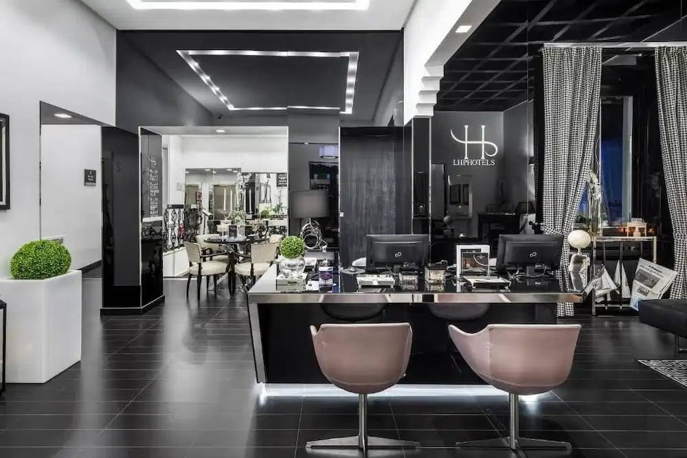 LHP Hotel River & SPA — Hotel building in Florence, Tuscany