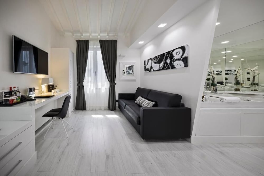 LHP Hotel River & SPA — Hotel rooms in Florence, Tuscany
