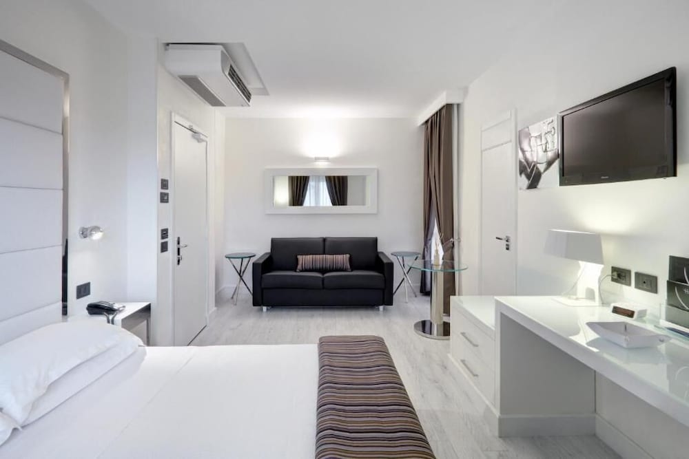 LHP Hotel River & SPA — Hotel rooms in Florence, Tuscany