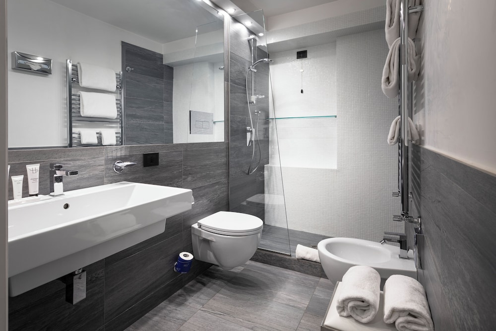 LHP Hotel River & SPA — Hotel rooms in Florence, Tuscany