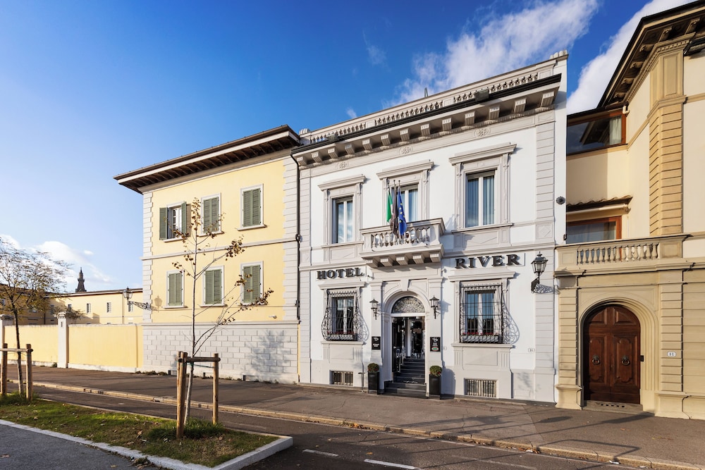 LHP Hotel River & SPA — Hotel building in Florence, Tuscany