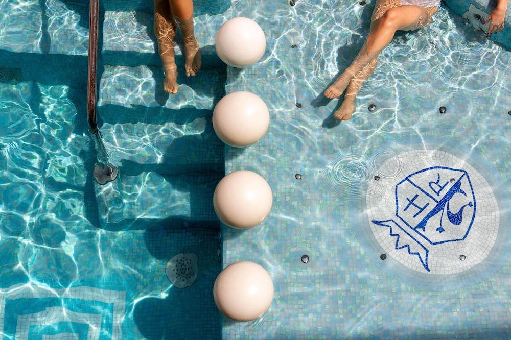 Rivoli Boutique Hotel — Swimming pool in Florence, Tuscany