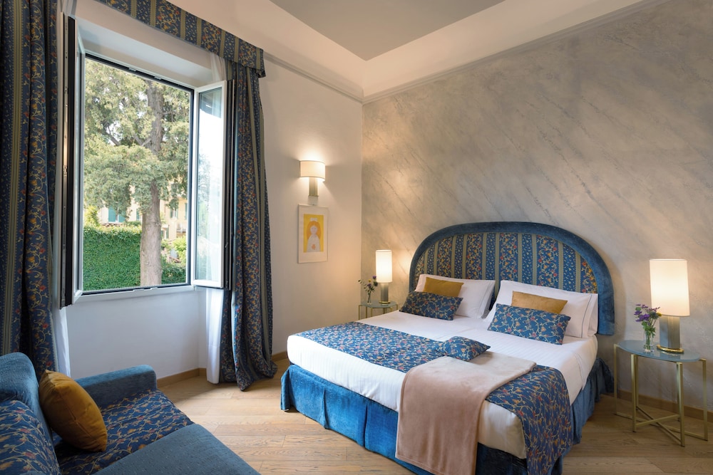 Rivoli Boutique Hotel — Hotel rooms in Florence, Tuscany