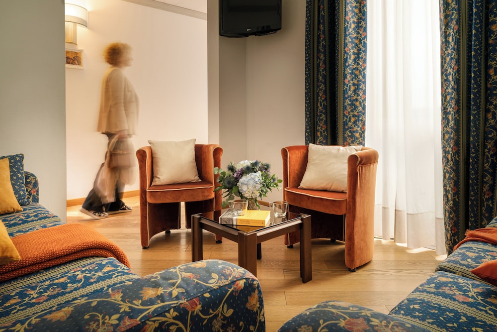 Rivoli Boutique Hotel — Hotel rooms in Florence, Tuscany