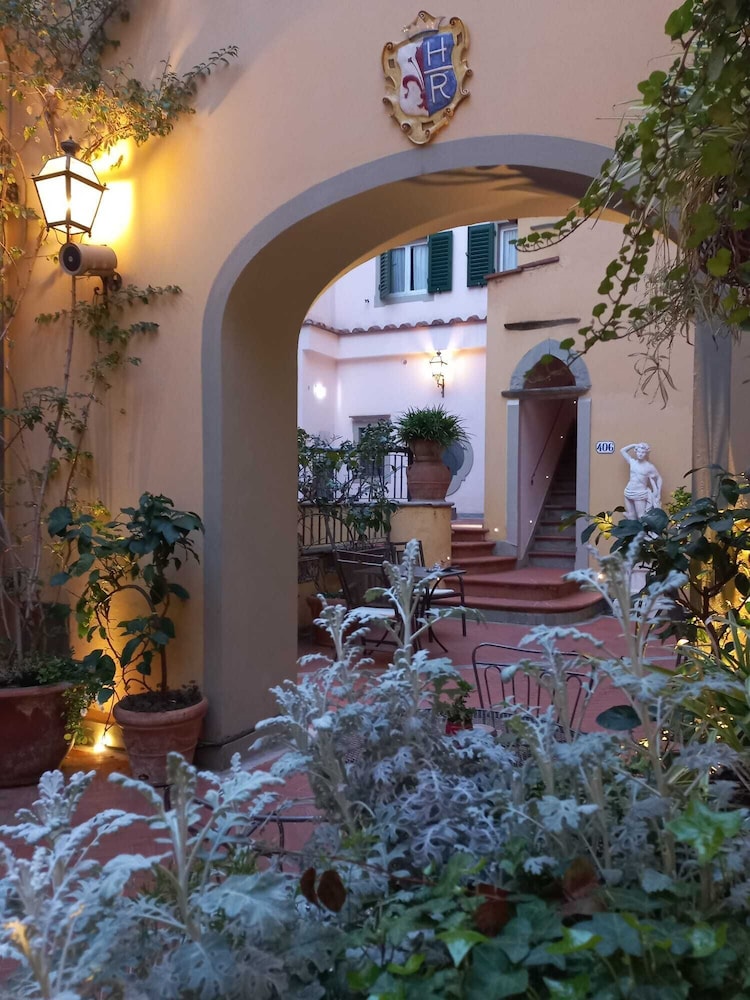 Rivoli Boutique Hotel — Hotel building in Florence, Tuscany