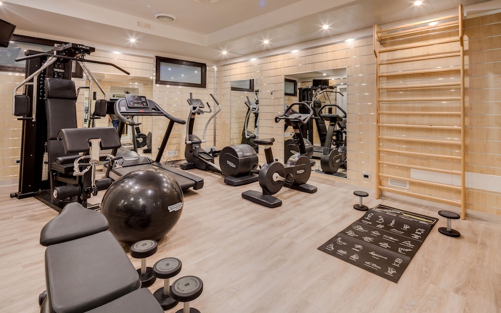 Hotel Roma — Sports & recreation in Florence, Tuscany