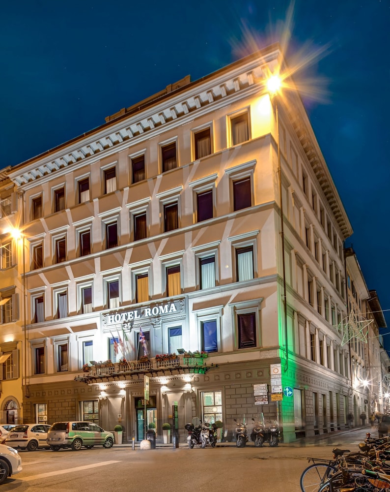 Hotel Roma — Hotel building in Florence, Tuscany