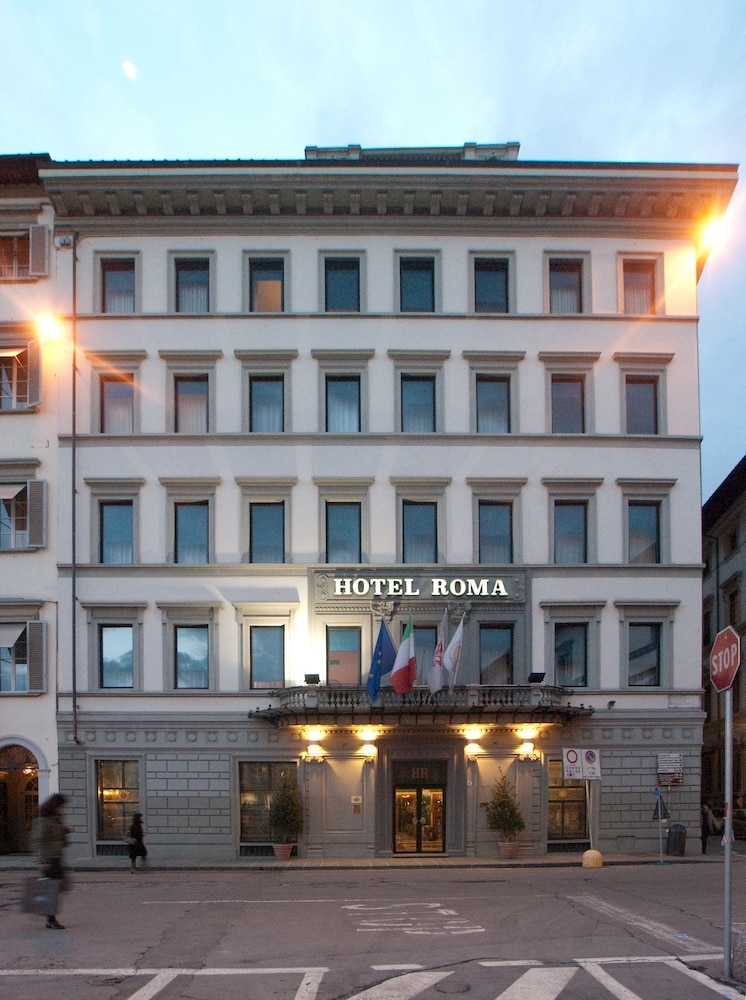 Hotel Roma — Hotel building in Florence, Tuscany