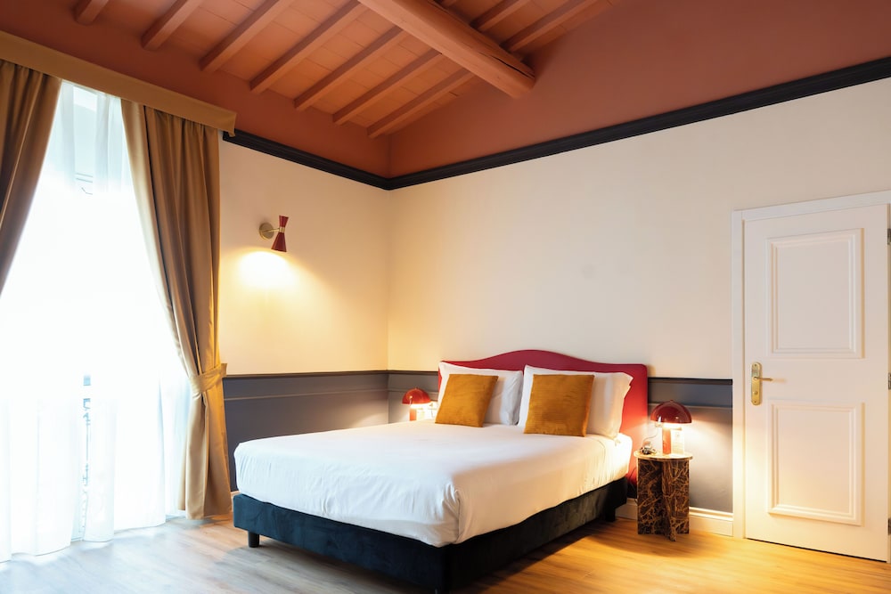 JOIVY Together Florence Secret Nest — Hotel rooms in Florence, Tuscany