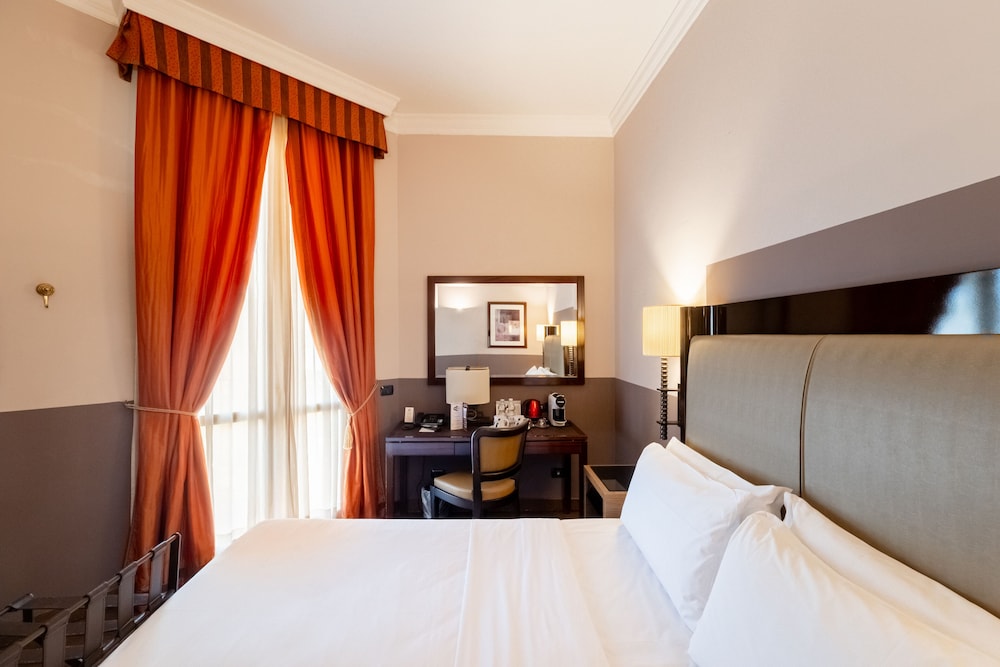 Allegroitalia San Gallo Firenze — Hotel rooms in Florence, Tuscany