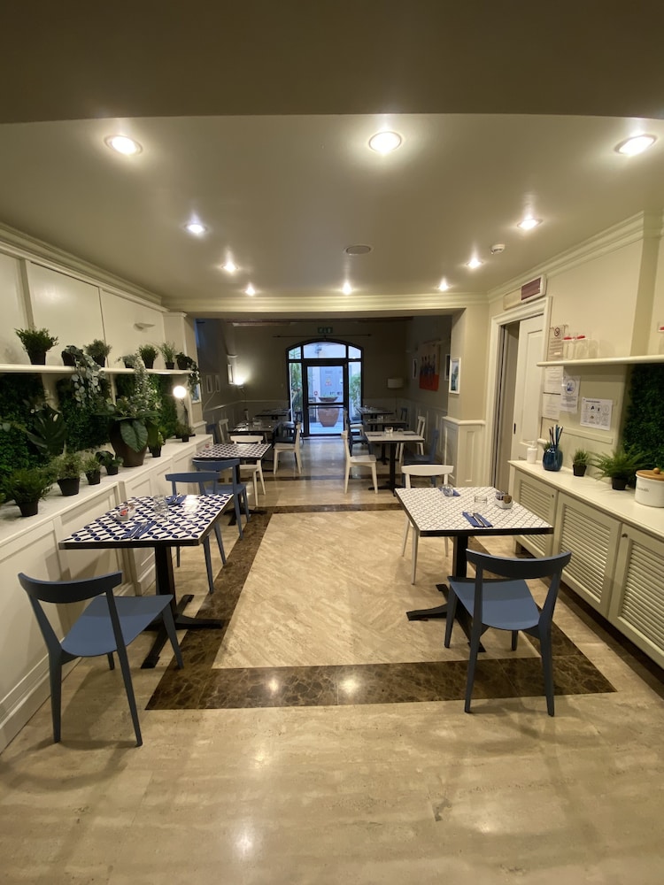 Allegroitalia San Gallo Firenze — Restaurant & bars in Florence, Tuscany