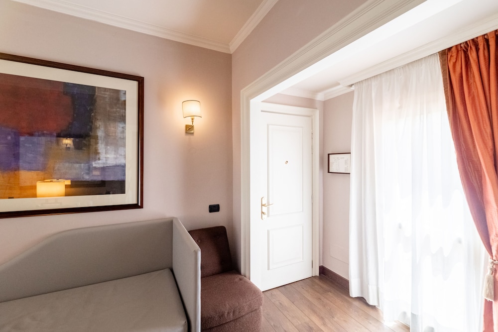 Allegroitalia San Gallo Firenze — Hotel rooms in Florence, Tuscany