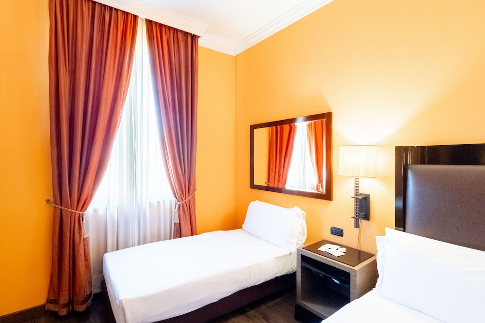 Allegroitalia San Gallo Firenze — Hotel rooms in Florence, Tuscany