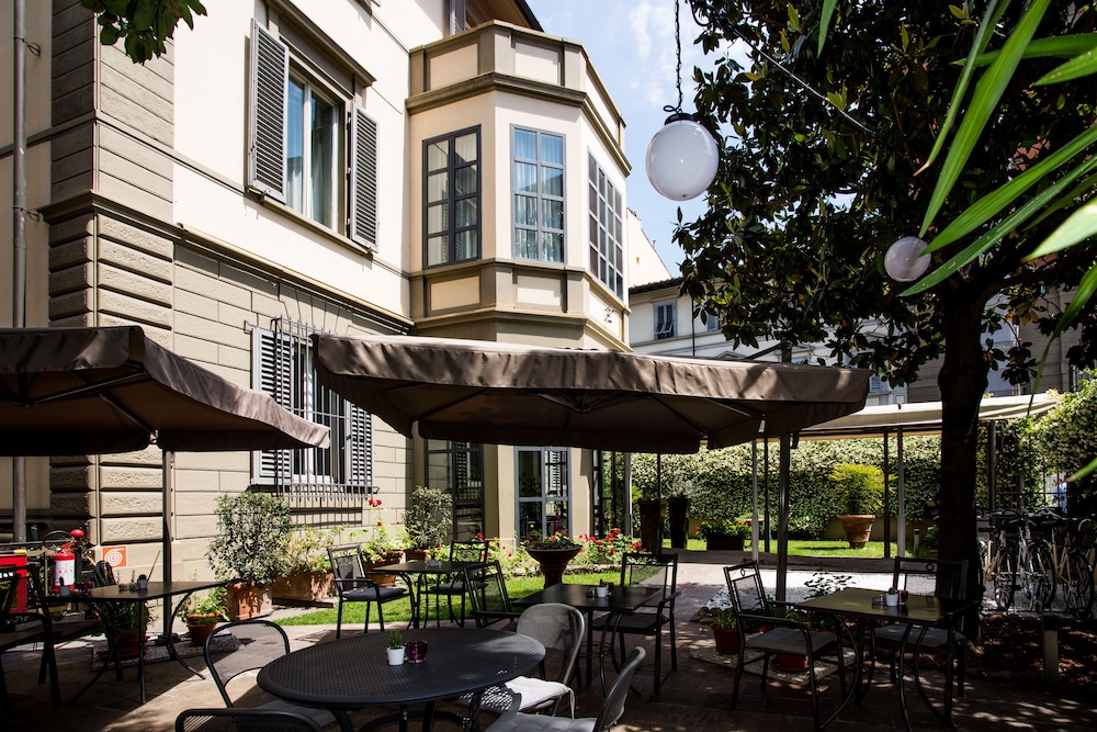 Allegroitalia San Gallo Firenze — Restaurant & bars in Florence, Tuscany
