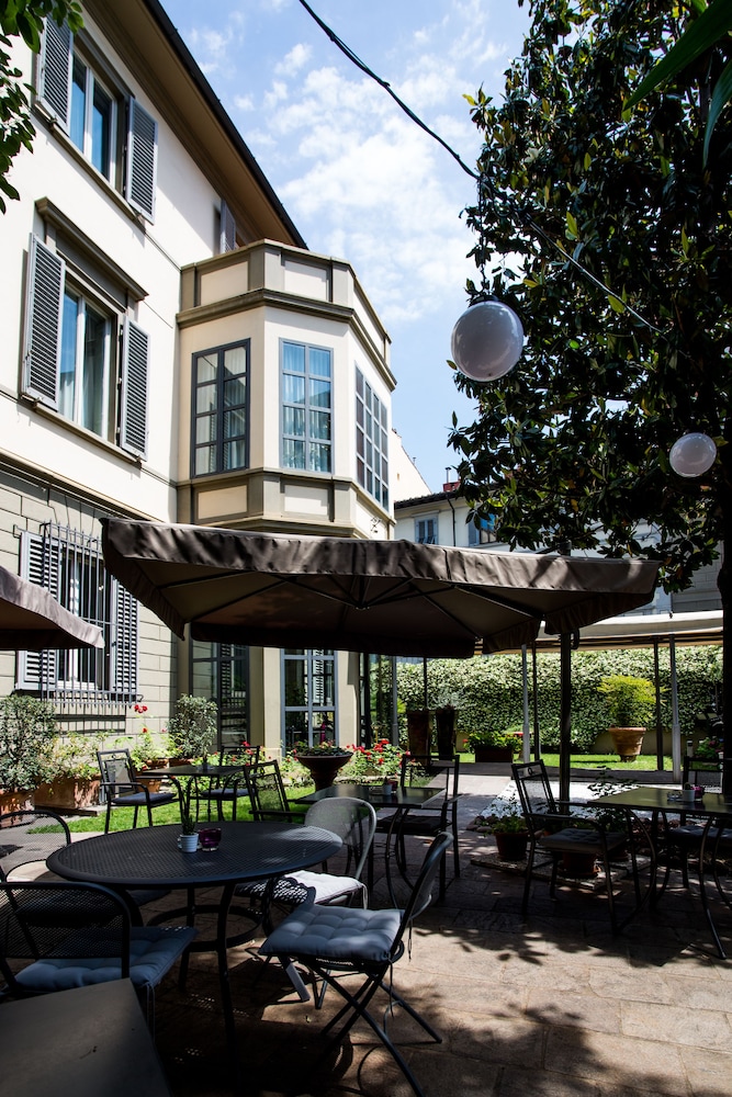 Allegroitalia San Gallo Firenze — Hotel building in Florence, Tuscany