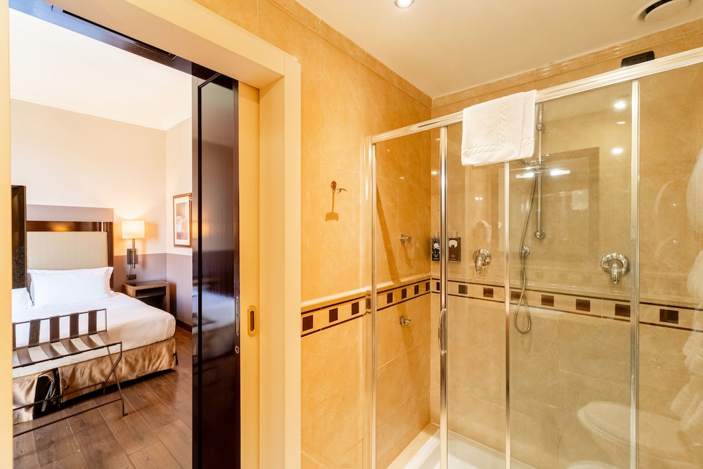 Allegroitalia San Gallo Firenze — Hotel rooms in Florence, Tuscany