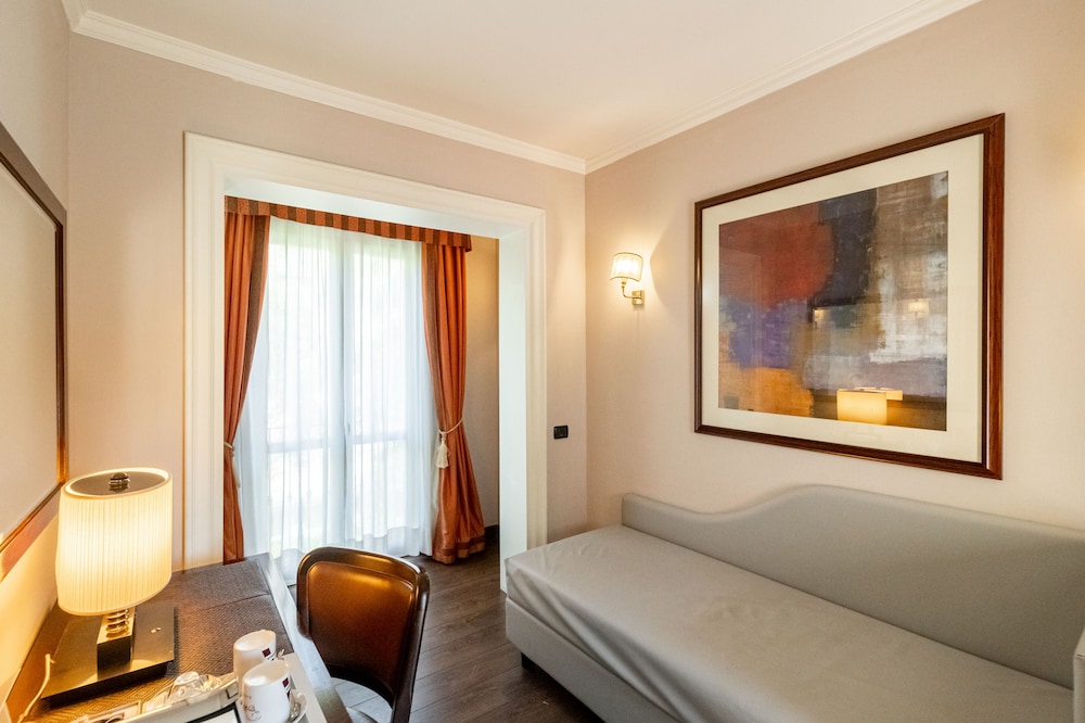 Allegroitalia San Gallo Firenze — Hotel rooms in Florence, Tuscany