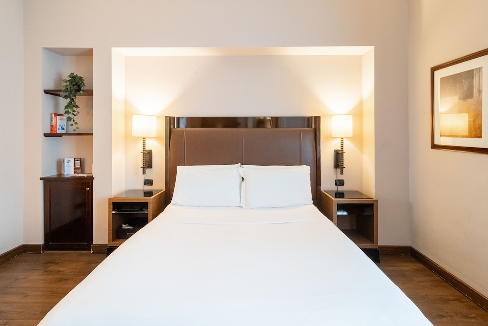 Allegroitalia San Gallo Firenze — Hotel rooms in Florence, Tuscany