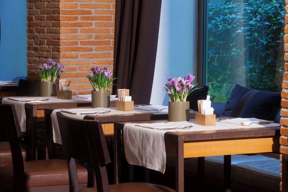 Starhotels Tuscany — Restaurant & bars in Florence, Tuscany