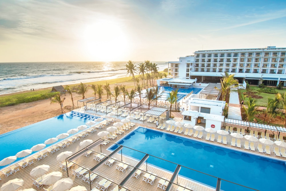 Hotel Riu Sri Lanka - All Inclusive — Beach in Ahungalla, Southern Province