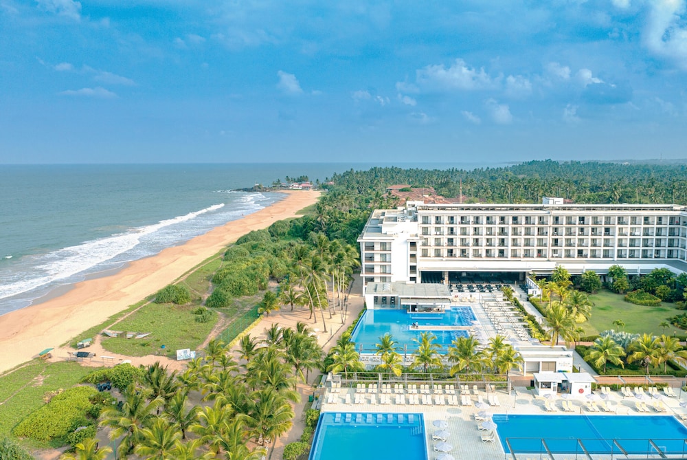 Hotel Riu Sri Lanka - All Inclusive — Main photo in Ahungalla, Southern Province