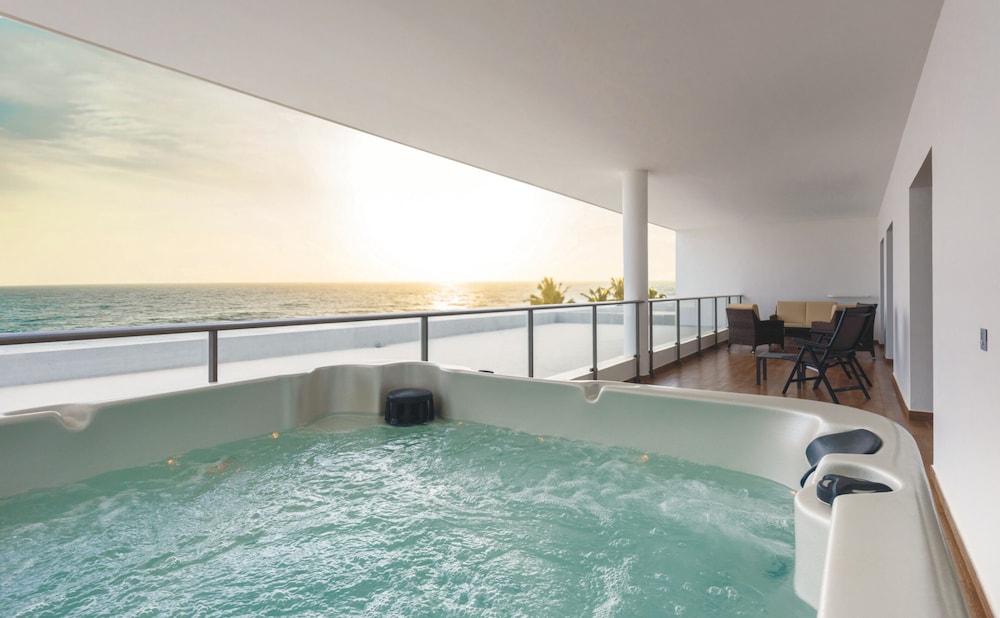 Hotel Riu Sri Lanka - All Inclusive — Spa in Ahungalla, Southern Province