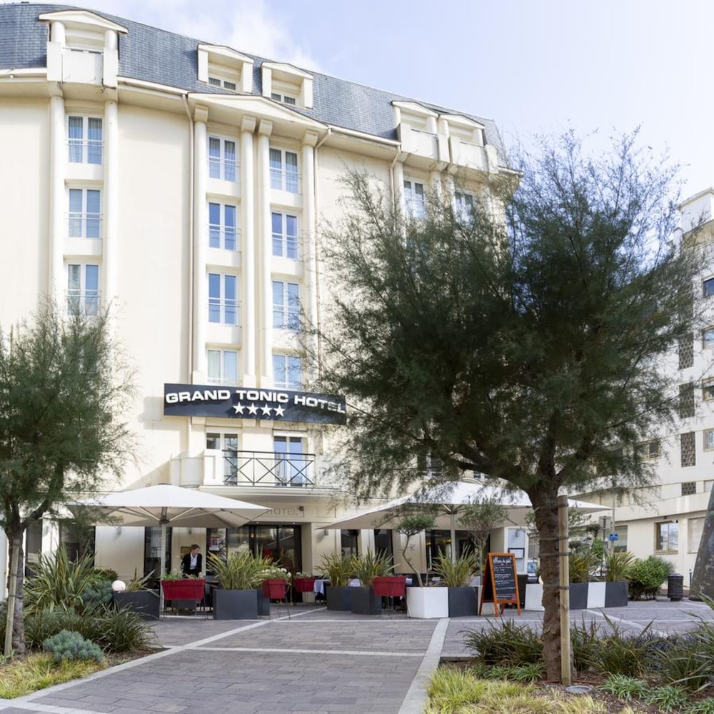 Grand Tonic Hotel & SPA NUXE - zdjęcie 4