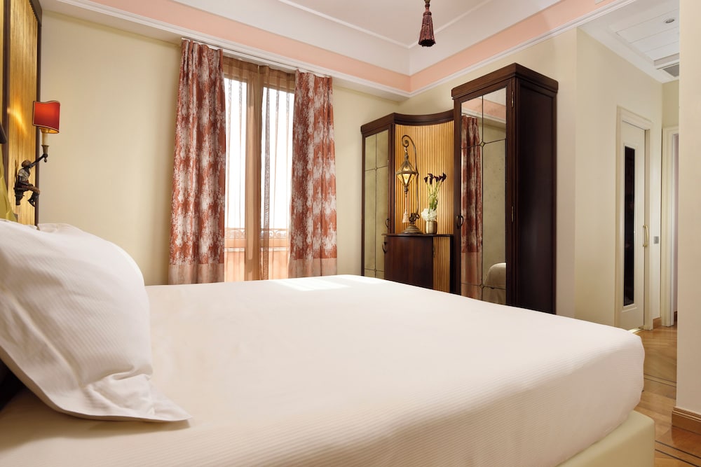 Grand Hotel Savoia Genova, Curio Collection by Hilton - zdjęcie 4