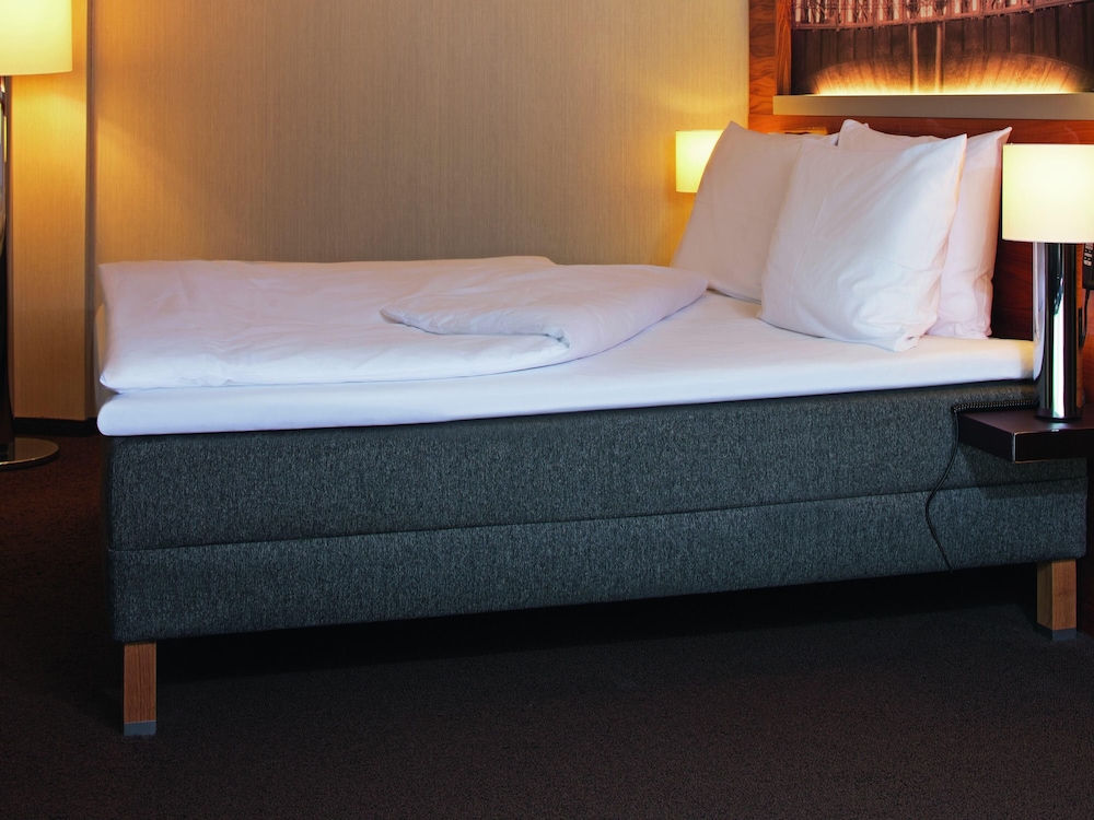 Mövenpick Hotel Zuerich-Airport - zdjęcie 4