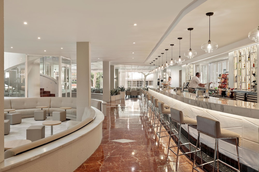 Hotel Best Da Vinci — Restaurant & bars in Salou, Catalonia