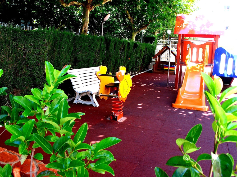 Hotel Best Da Vinci — Attractions for children in Salou, Catalonia