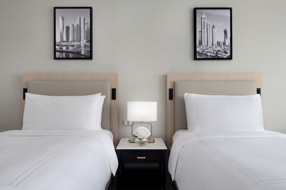 JW Marriott Hotel Marina — Rooms in Dubai