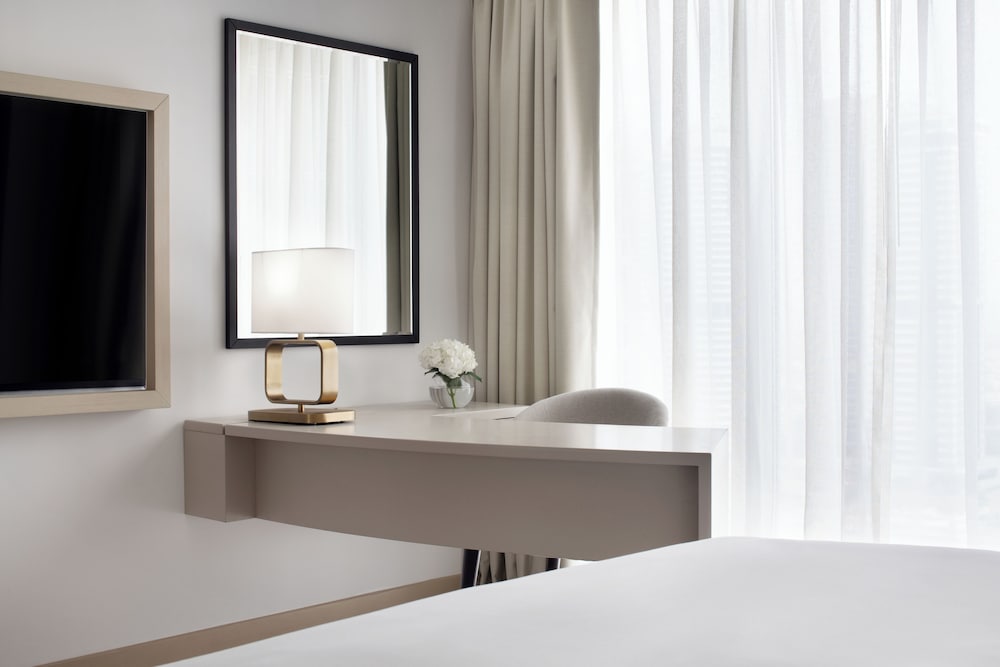 JW Marriott Hotel Marina — Rooms in Dubai