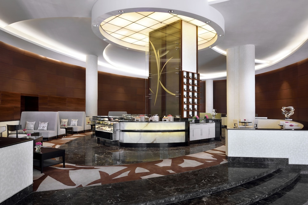 JW Marriott Hotel Marina — Restaurant in Dubai