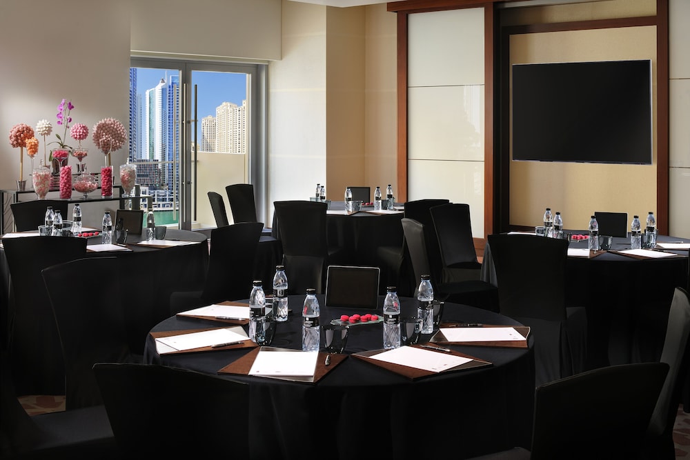 JW Marriott Hotel Marina — Shared spaces in Dubai