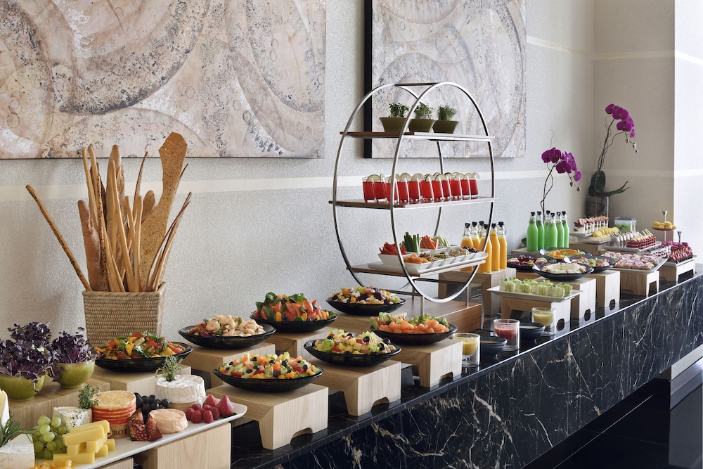 JW Marriott Hotel Marina — Restaurant in Dubai