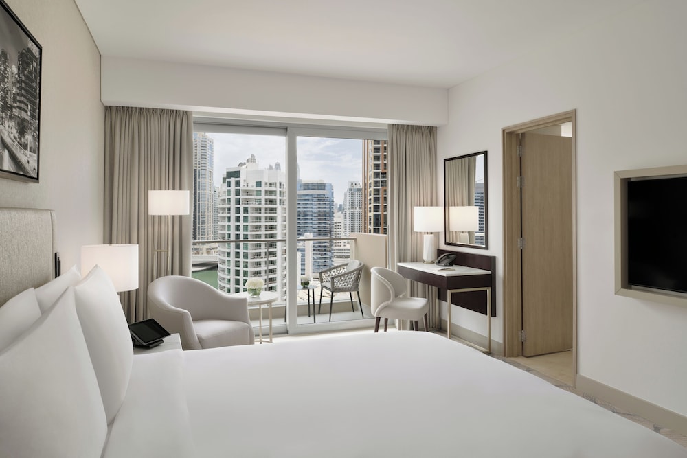 JW Marriott Hotel Marina — Rooms in Dubai