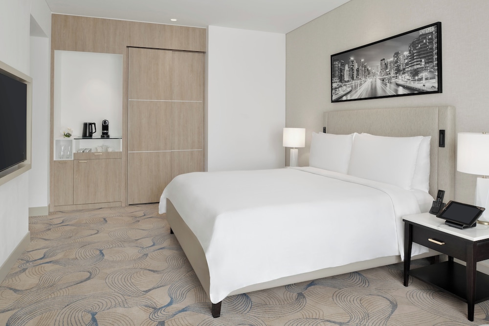 JW Marriott Hotel Marina — Rooms in Dubai