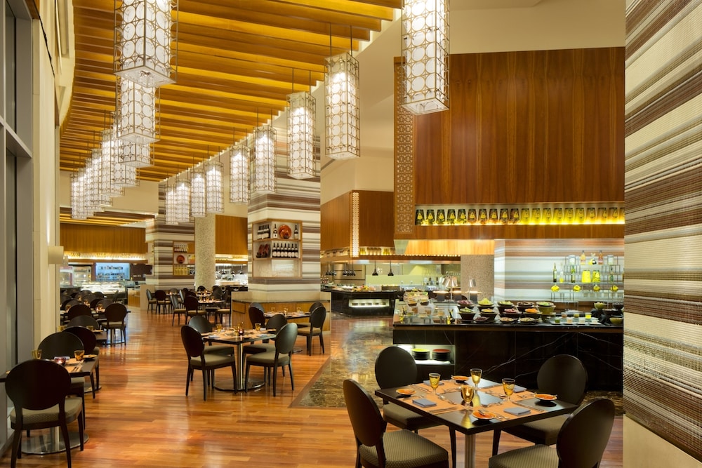 JW Marriott Hotel Marina — Restaurant in Dubai