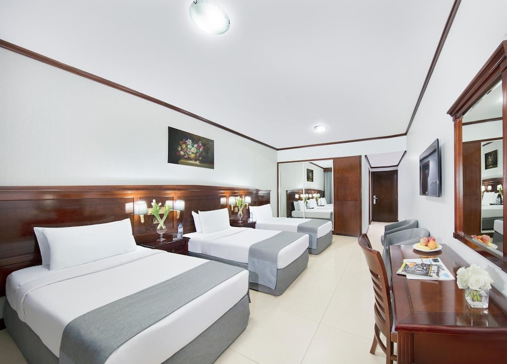 Admiral Plaza Hotel Dubai — Hotel rooms in Dubai