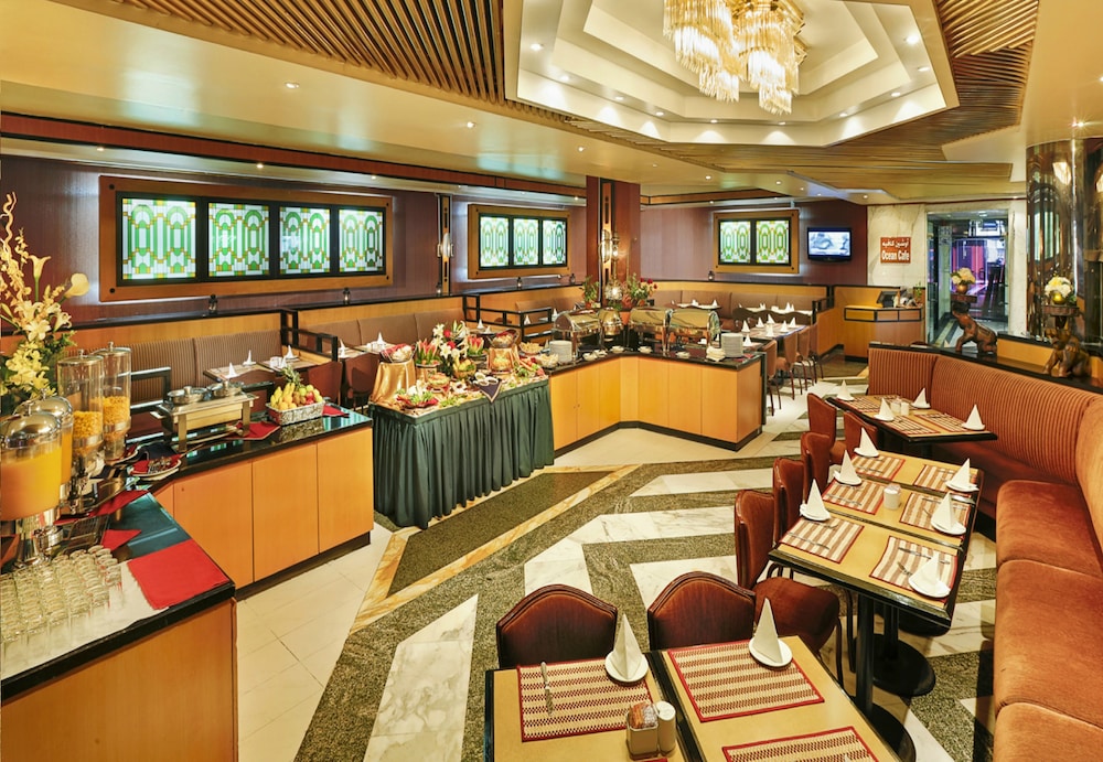 Admiral Plaza Hotel Dubai — Restaurant & bars in Dubai